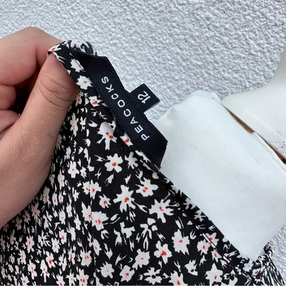 PEACOCKS Black Floral Blouse Size 12 - Picture 7 of 12